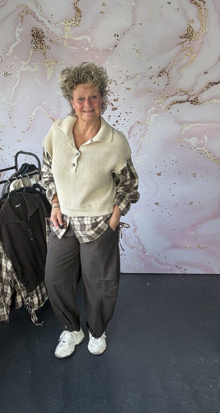 trui Annemiek beige