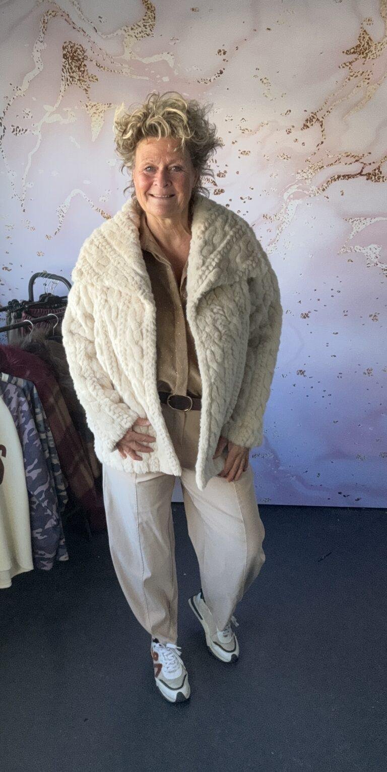 Jas W Fake Fur beige
