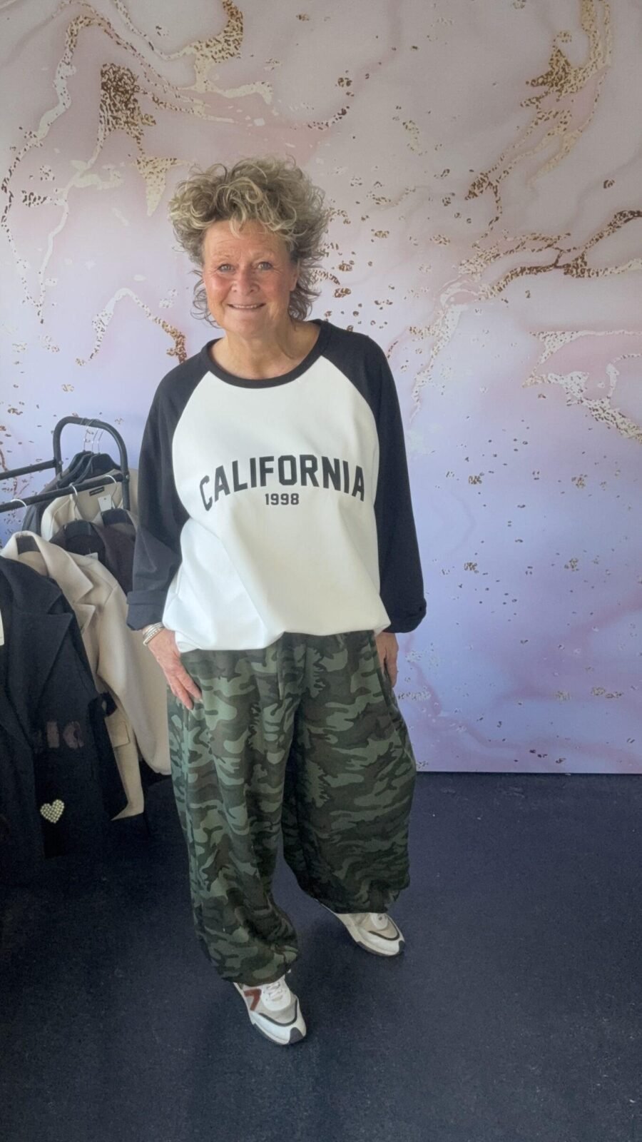 sweater California zwart