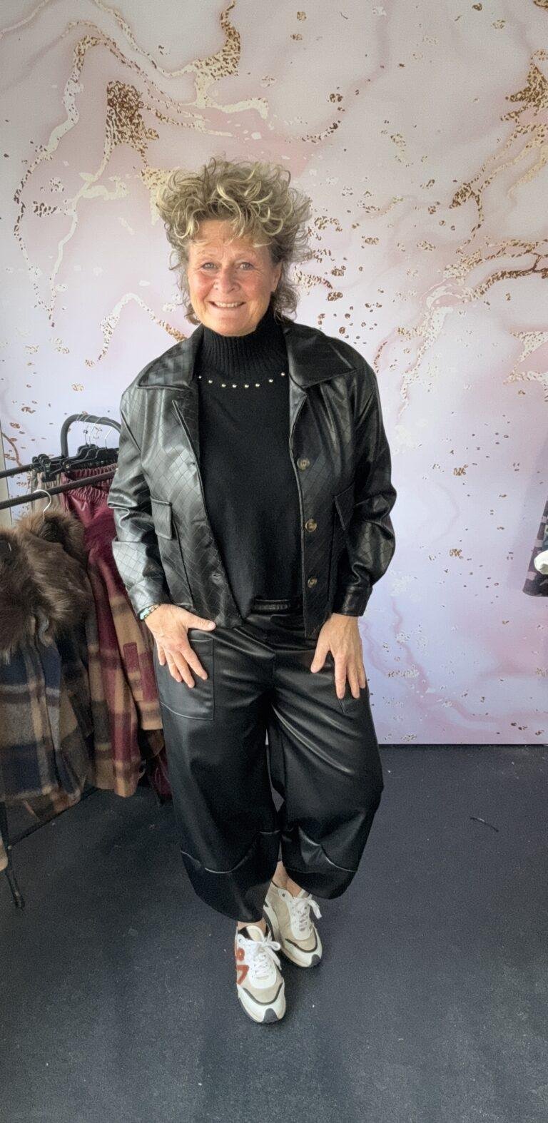 Jasje leather Maya zwart