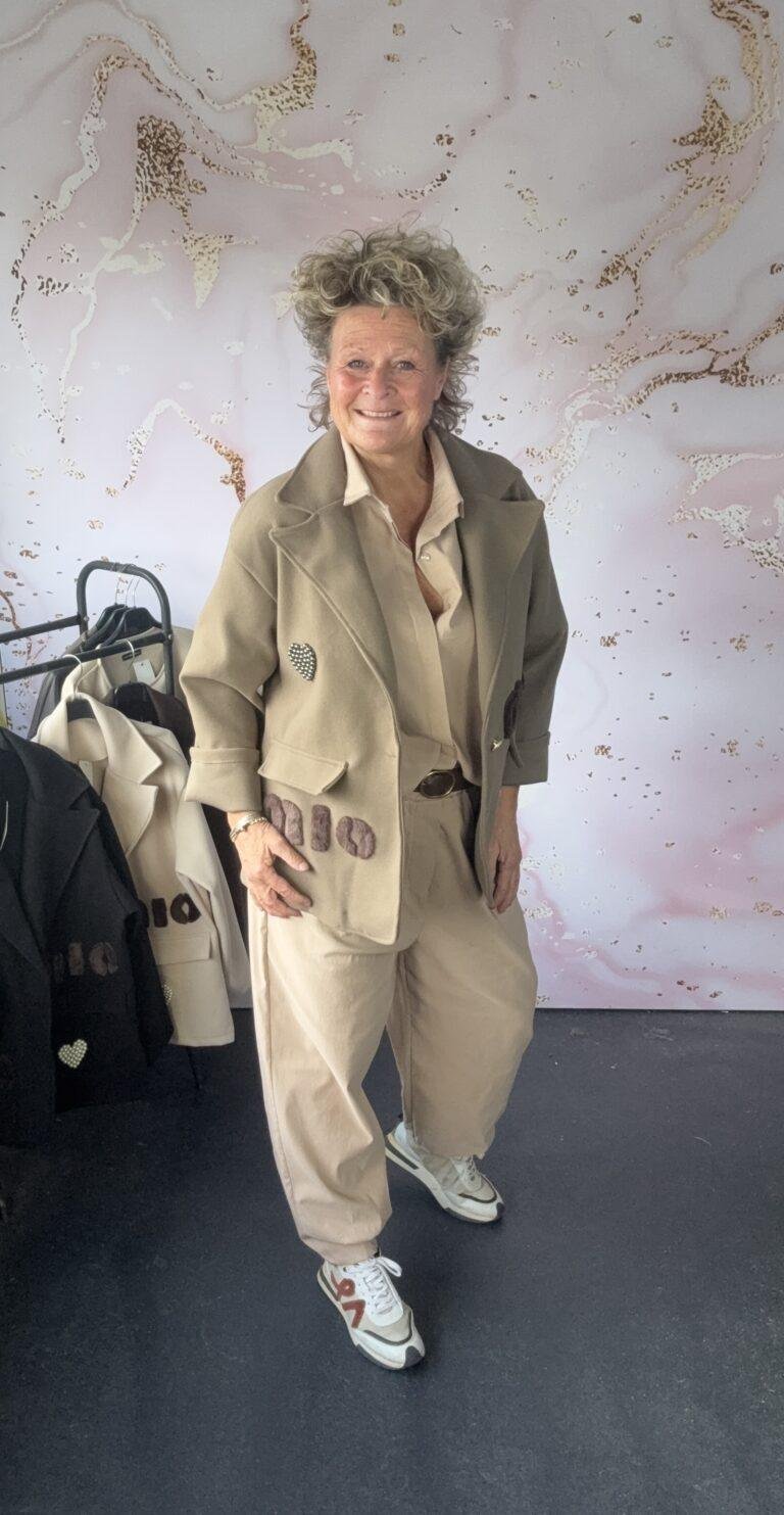 blazer MUI taupe