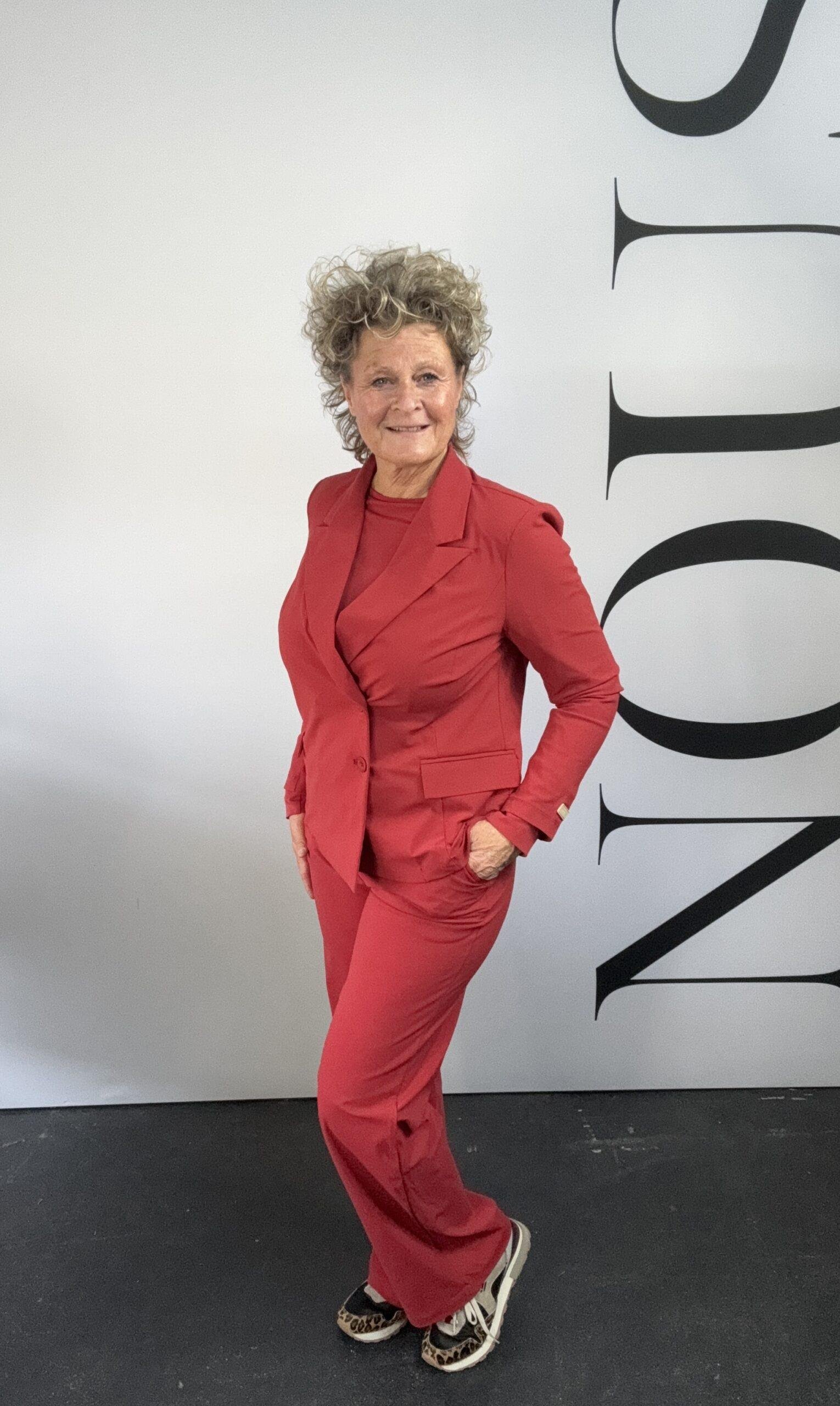 NOUS Travel blazer N225 Rhythmic Red
