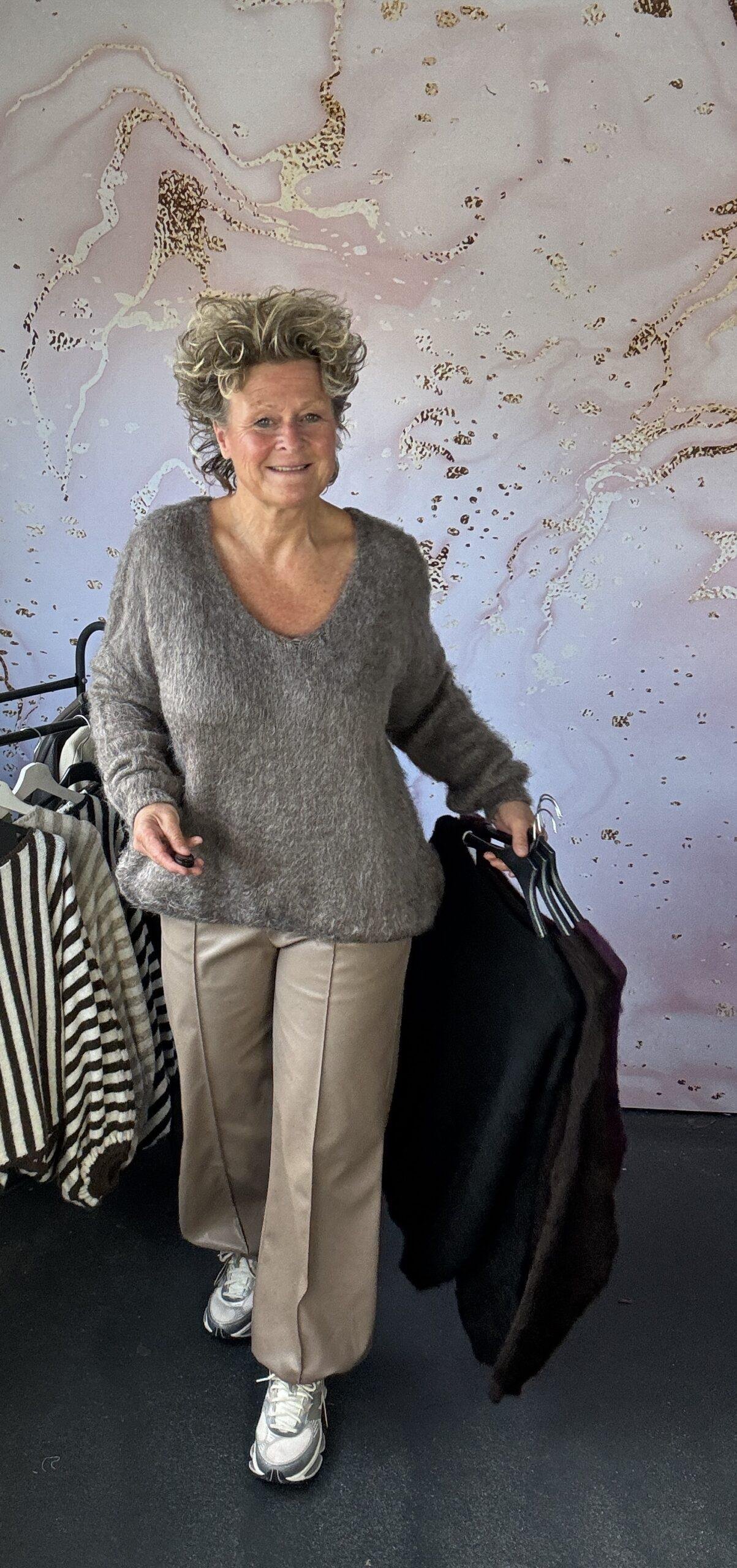 trui Suze taupe - Afbeelding 2
