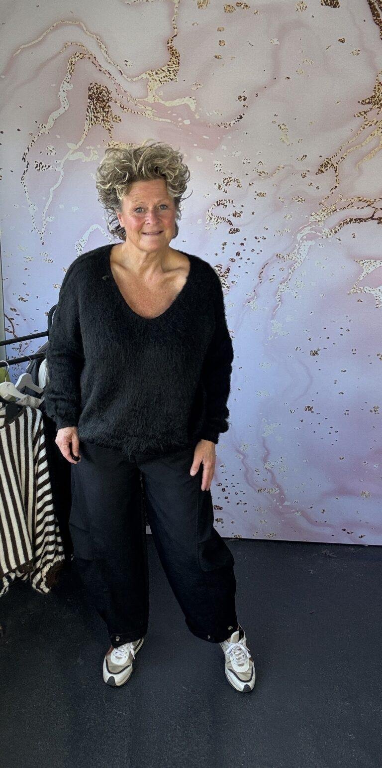 trui Suze zwart