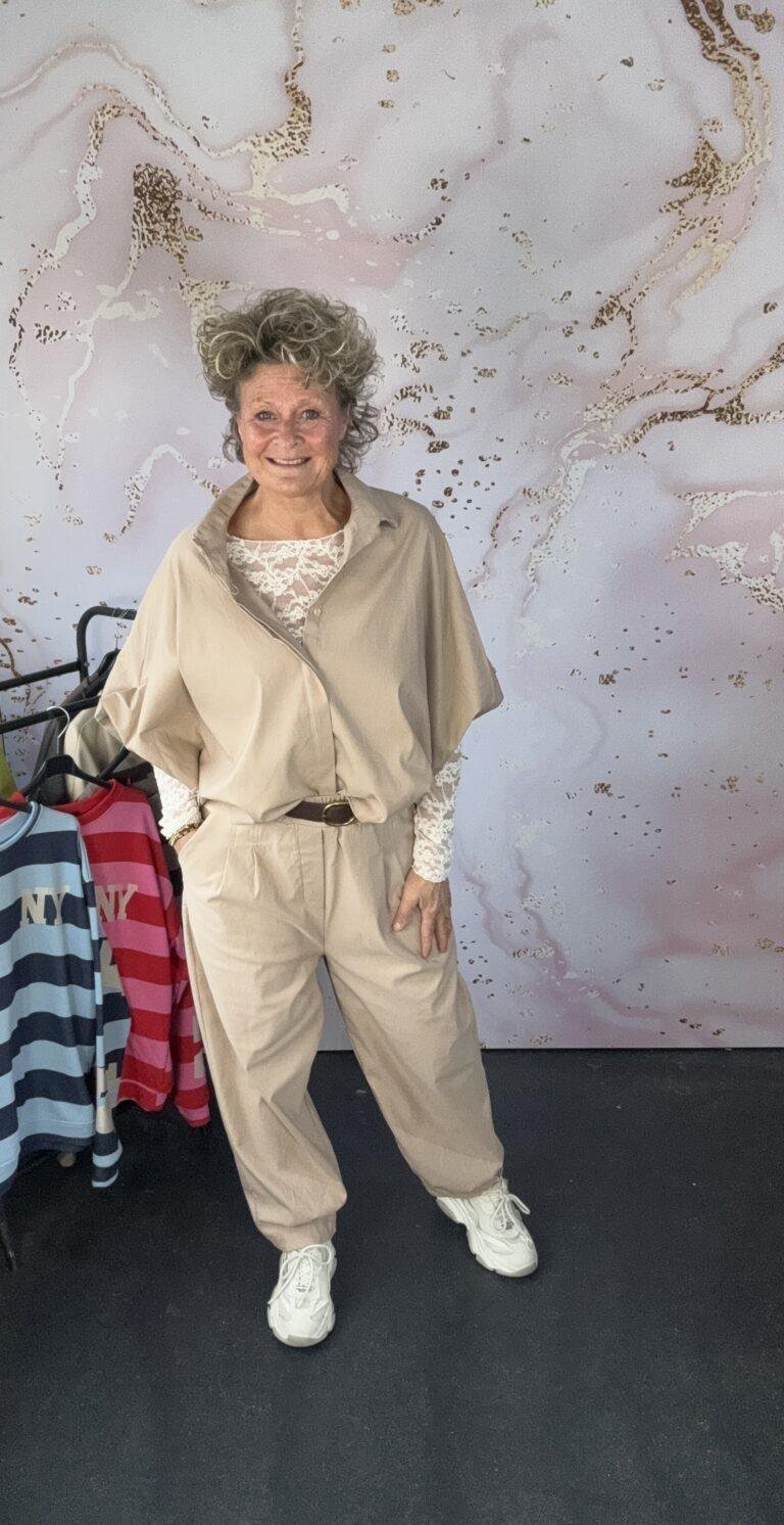 Blouse Carly taupe