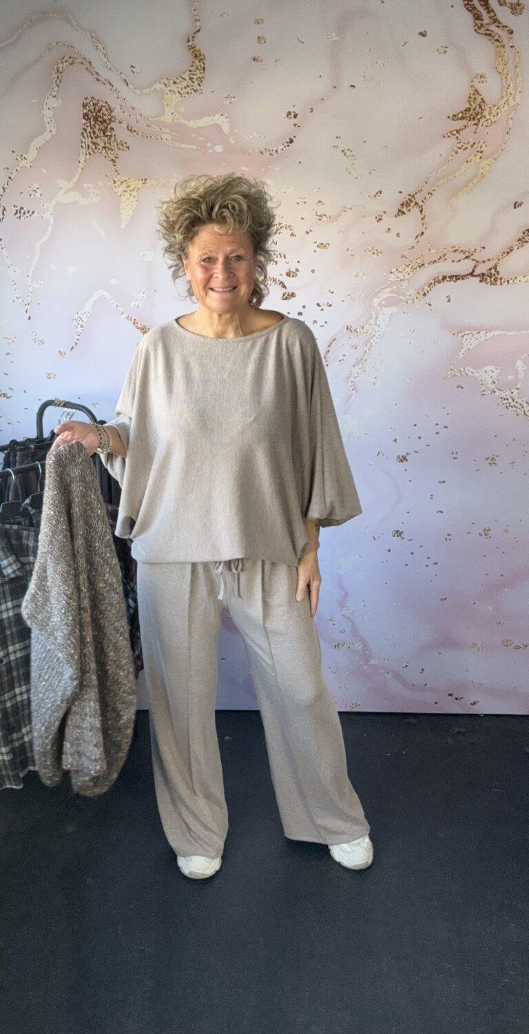 2 delige set Andrea taupe